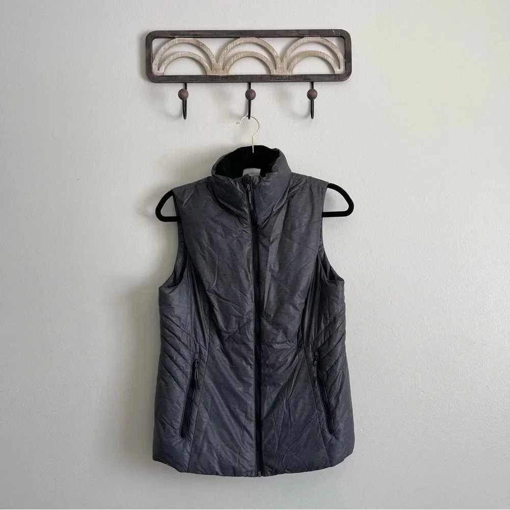 Champion grey puffer vest full zipper pockets women’s size medium